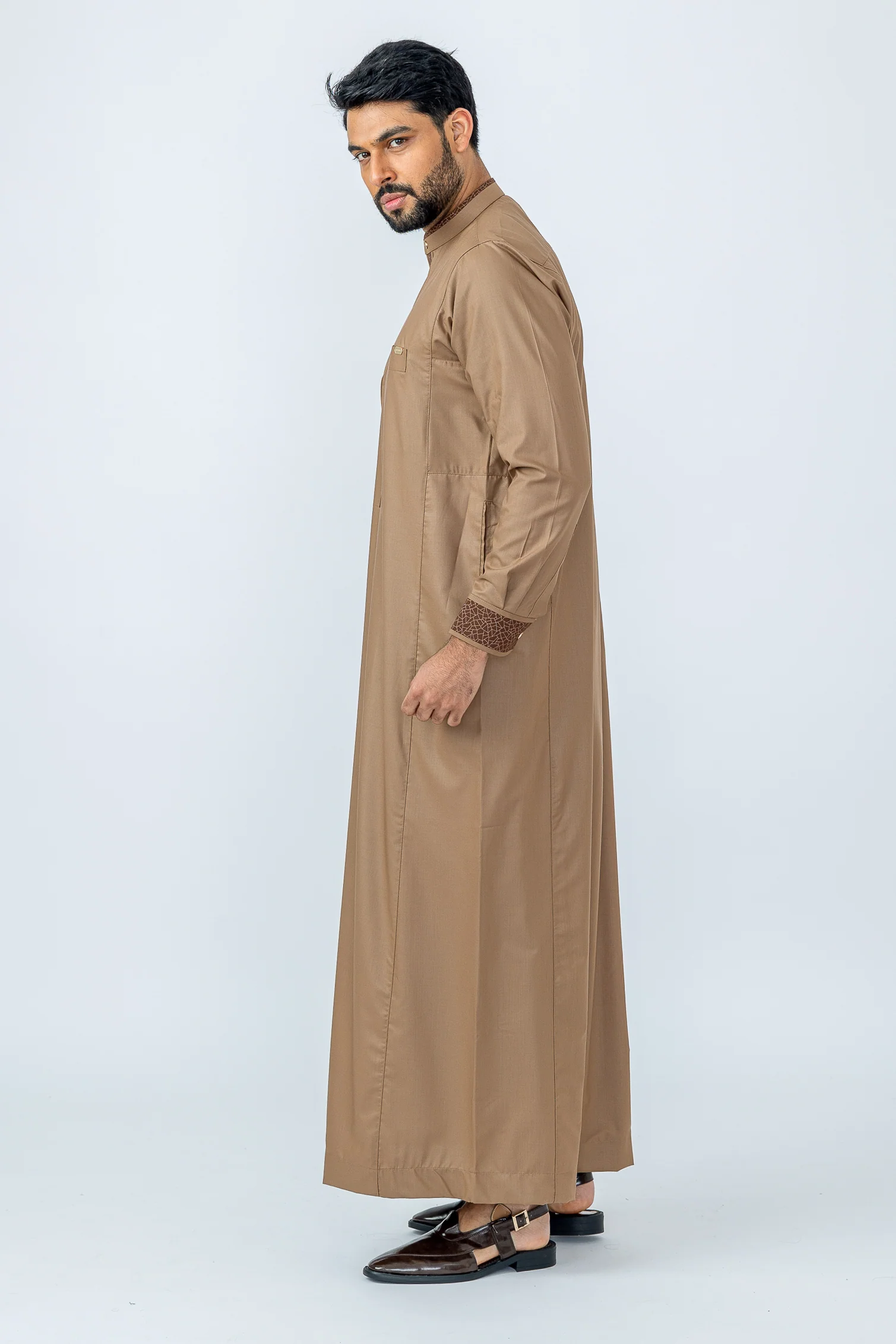 Aztec Almond Brown Thobe - Image 6