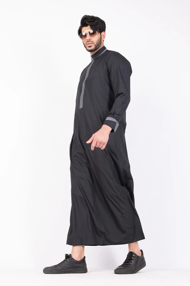 Black Retro Print Jubbah - Image 3