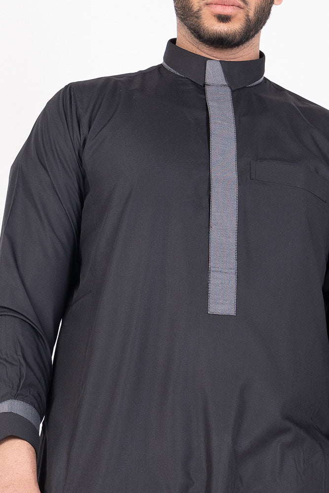 Black Retro Print Jubbah - Image 4