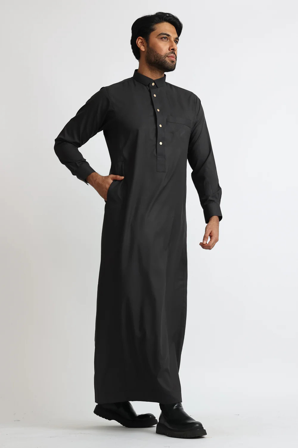 J109 Black Tuxedo Thobe - Image 3