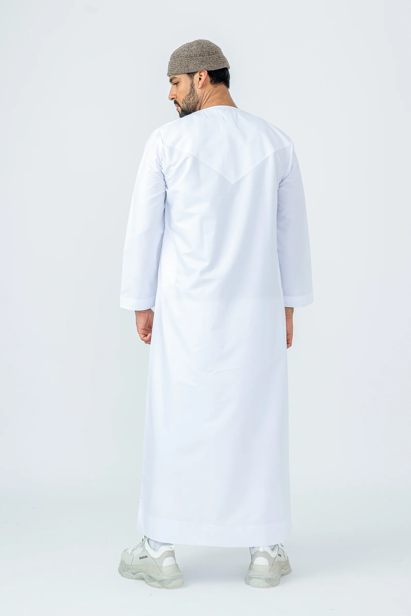 J148 White Emirati Thobe - Image 5