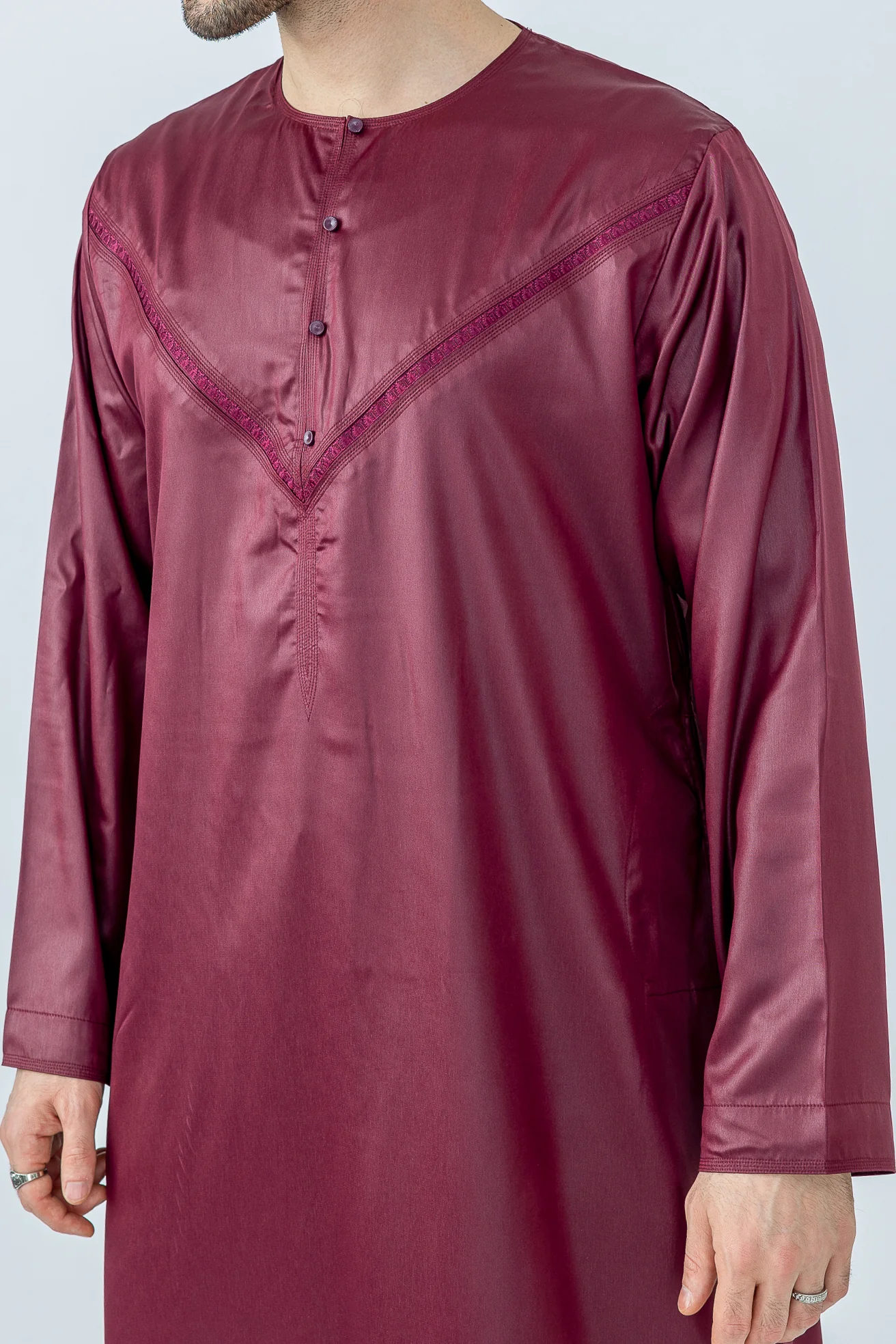 Maroon Omani Thobe - Image 4