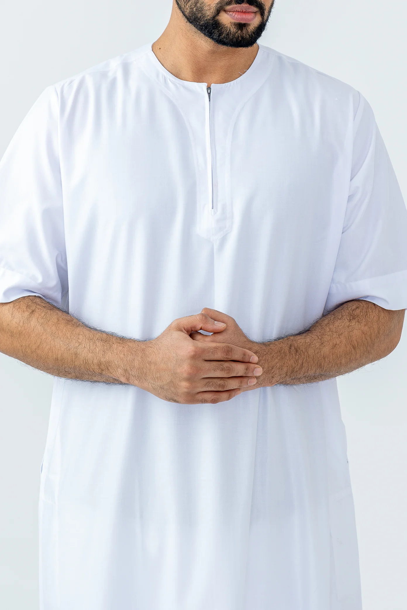 White Half Sleeve Thobe - Image 4