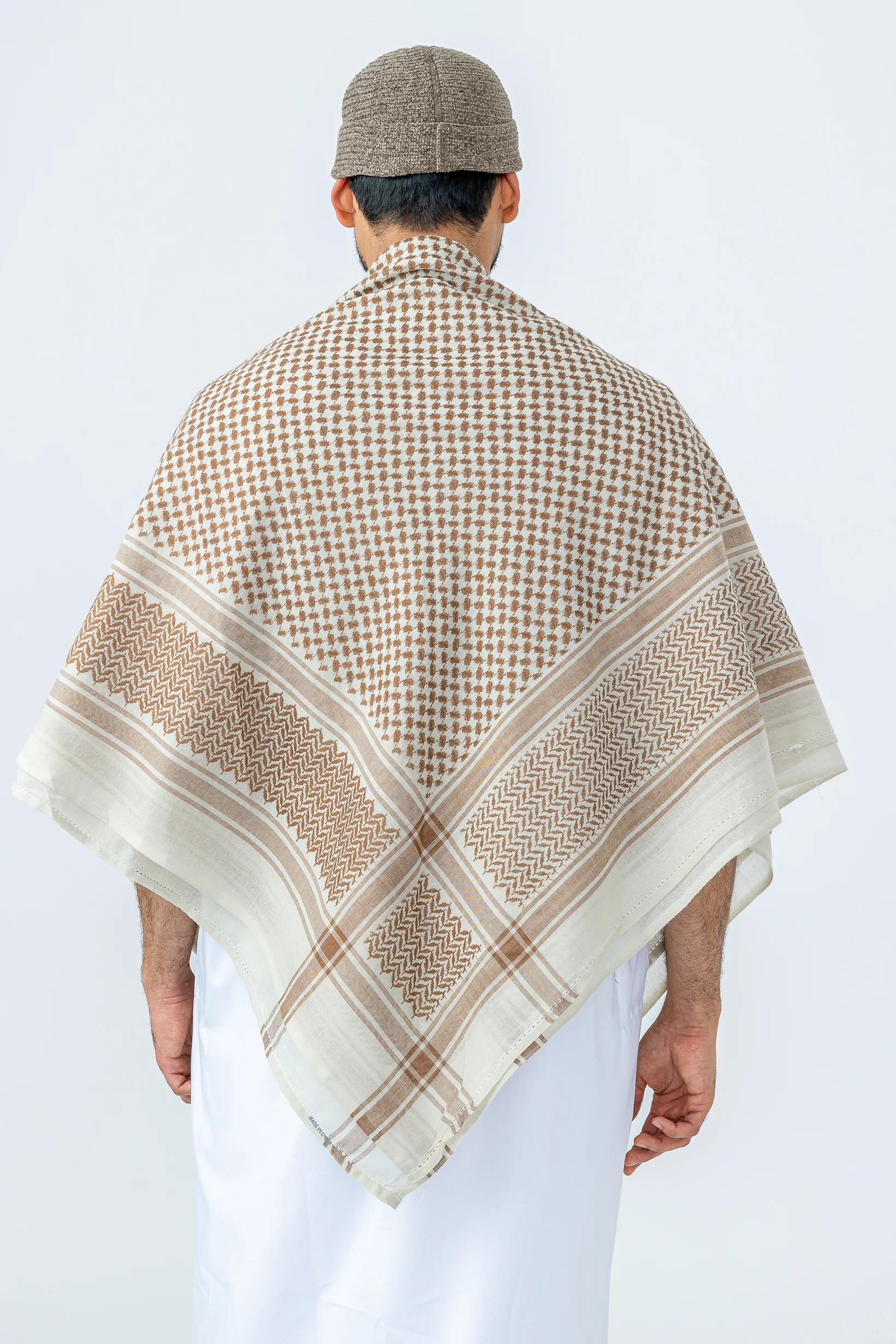 White Half Sleeve Thobe - Image 6